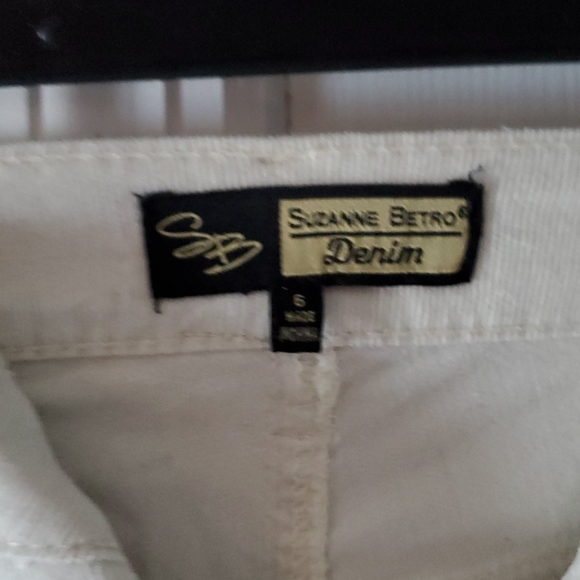 Wide-legged Corduroys - Picture 2 of 2